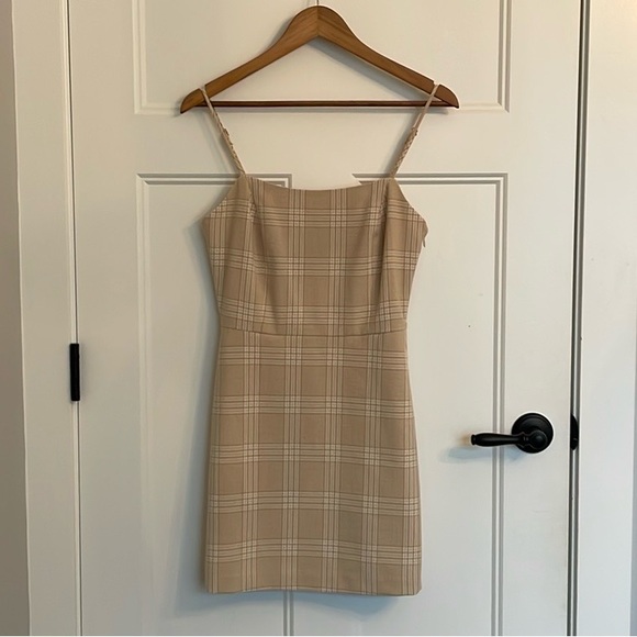 Aritzia Wilfred Isabelle Tan Dress, Size 4 - Picture 1 of 6